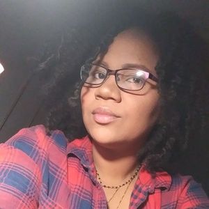 Meet your Posher, Katherine